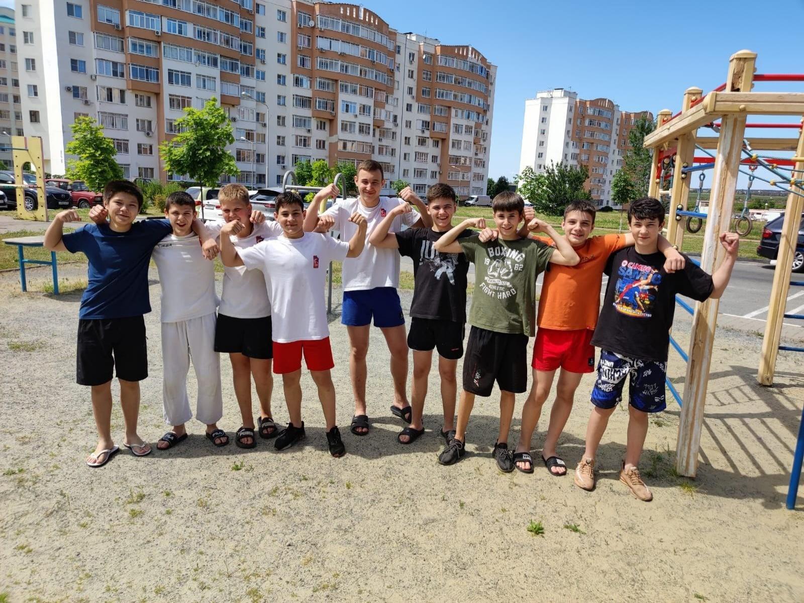 21 июня в рамках проекта «Дворовый тренер» была проведена тренировка на микрорайоне Степном.
