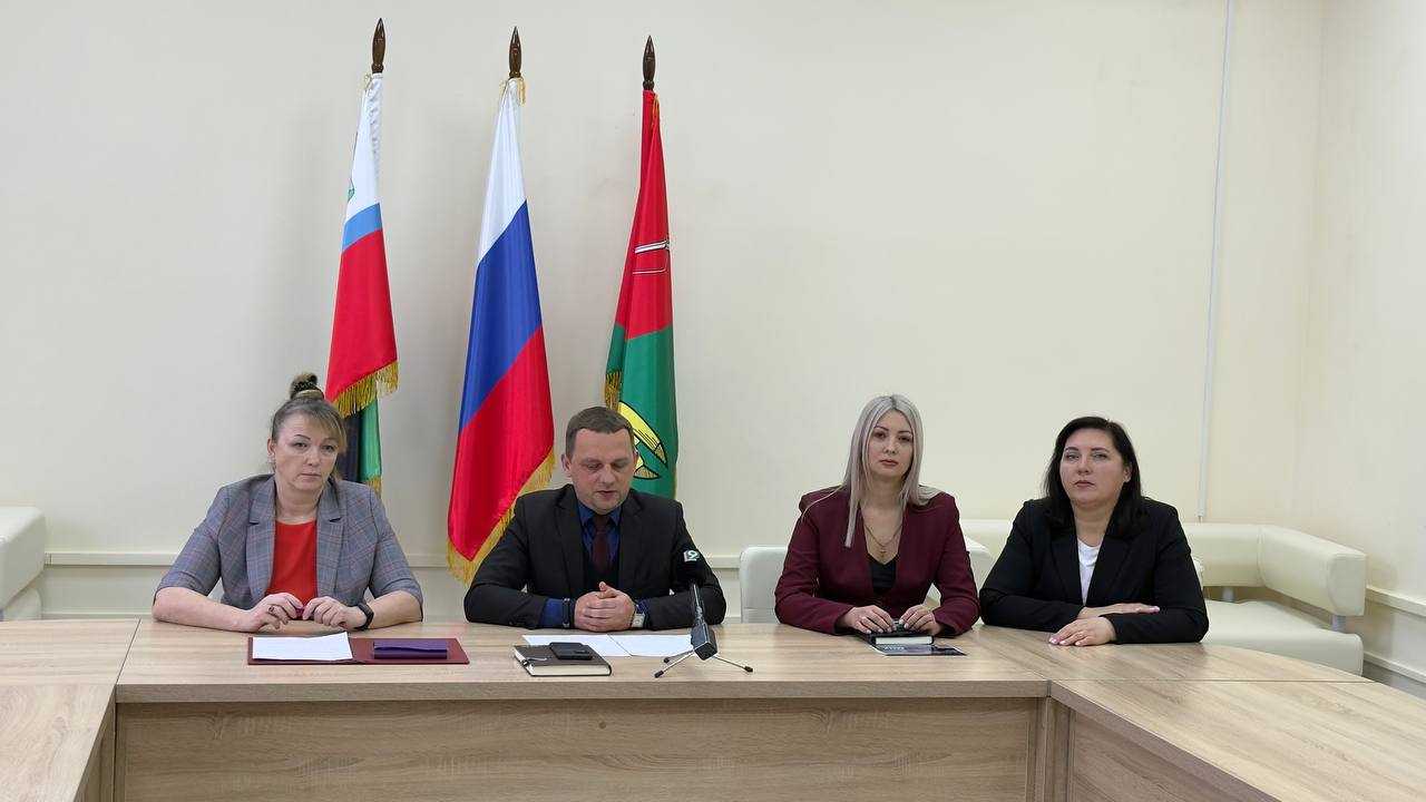 В Старом Осколе состоялся брифинг по вопросам реализации «гаражной амнистии» на территории региона.